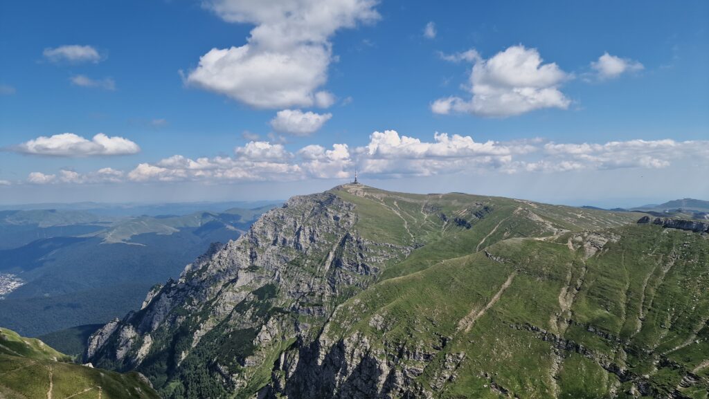 Muntii Bucegi