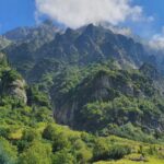 Cabana Mălăiești și Padina Crucii